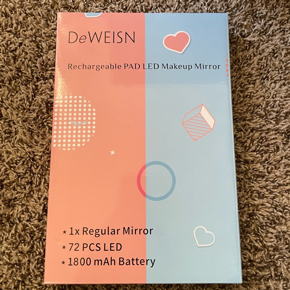 DeWEISN Brand New Chargeable LED Makeup Mirror - New in Box!